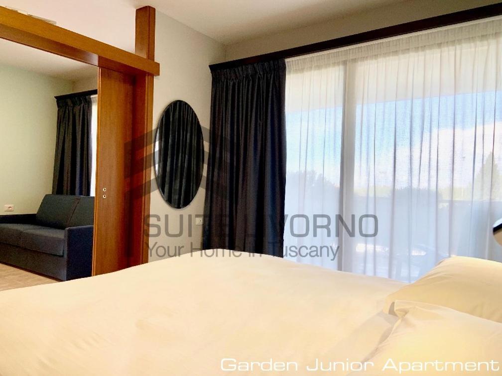 Suites Marilia Apartments Pool Side - Suite Livorno Holiday Home Group Екстер'єр фото
