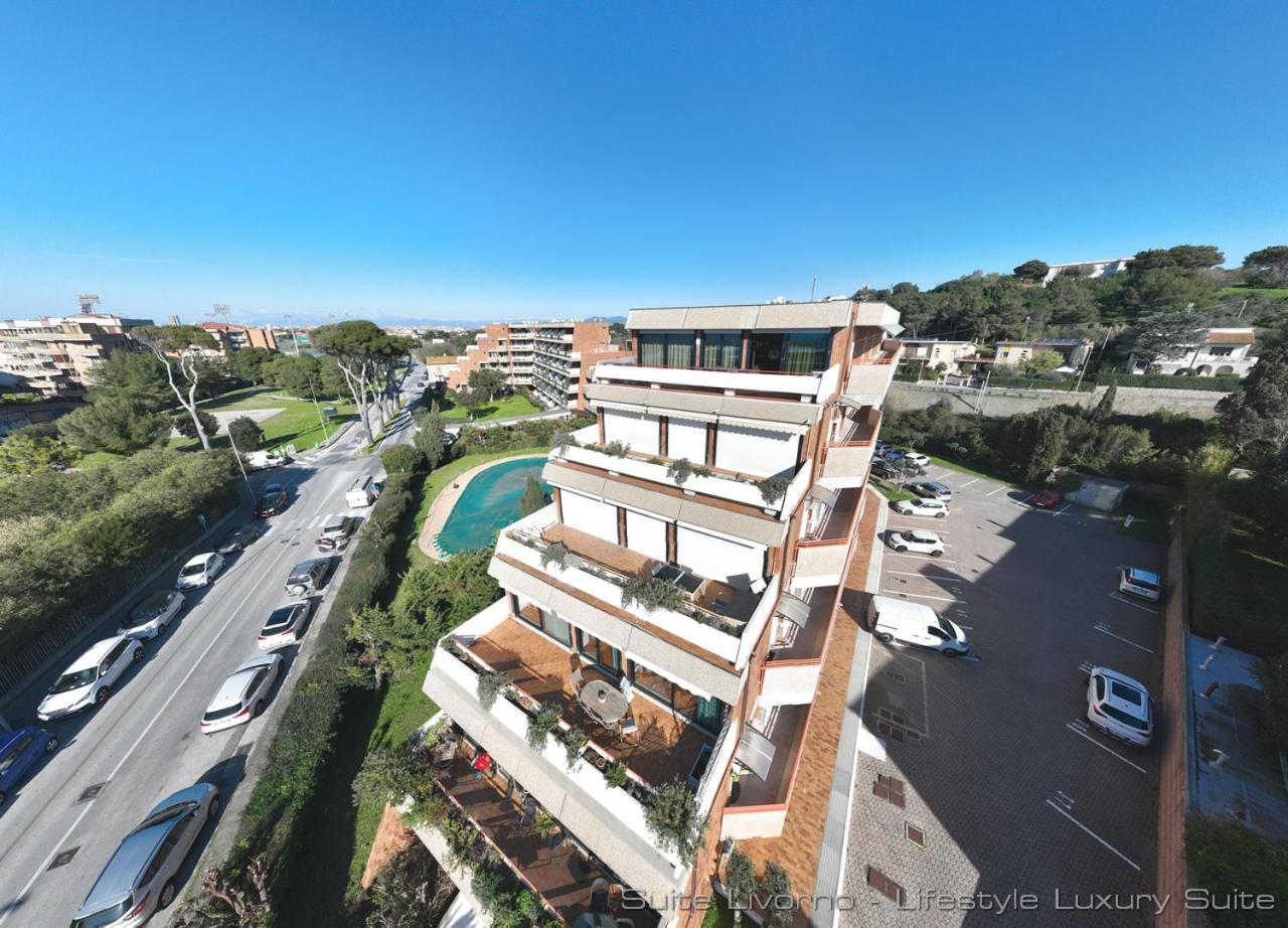 Suites Marilia Apartments Pool Side - Suite Livorno Holiday Home Group Екстер'єр фото